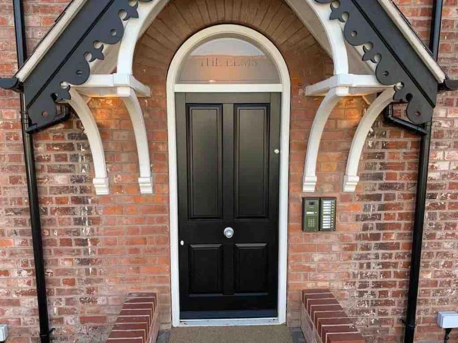 Boutique Luxury Apartment, High St, Henley-In-Arden Eksteriør billede