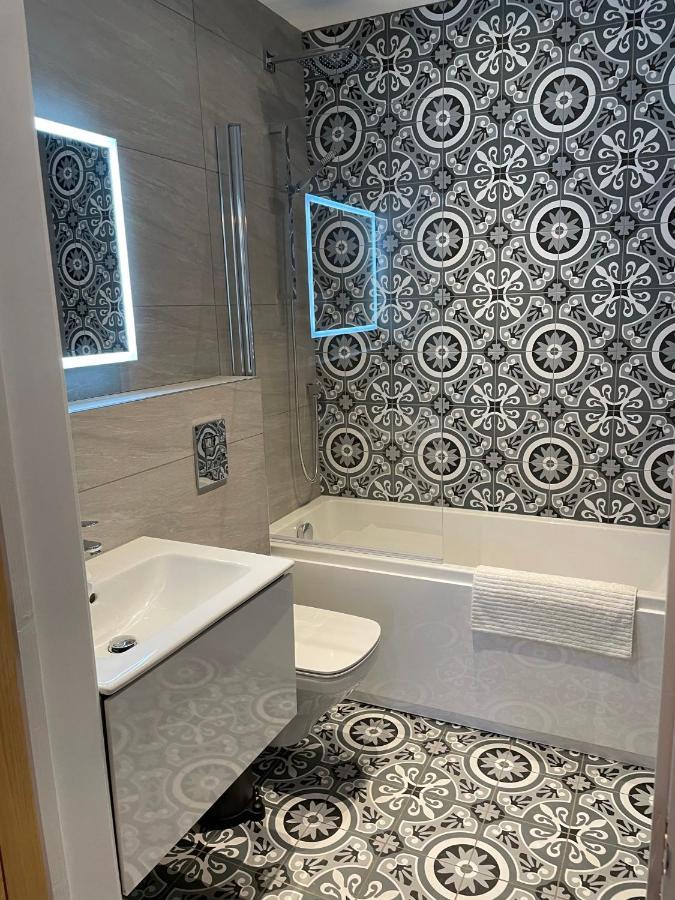 Boutique Luxury Apartment, High St, Henley-In-Arden Eksteriør billede